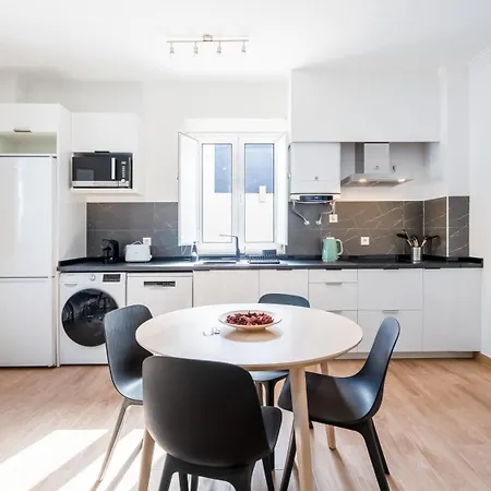 Modern Retreat With Ac In Castro Marim By Lovelystay