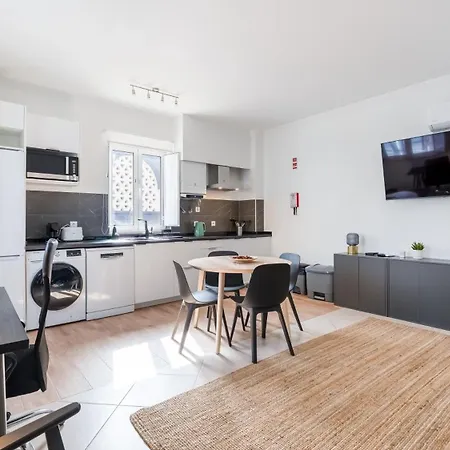 Apartment Modern Retreat In By Lovelystay Castro Marim