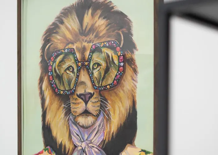 Modern Retreat In By Lovelystay *